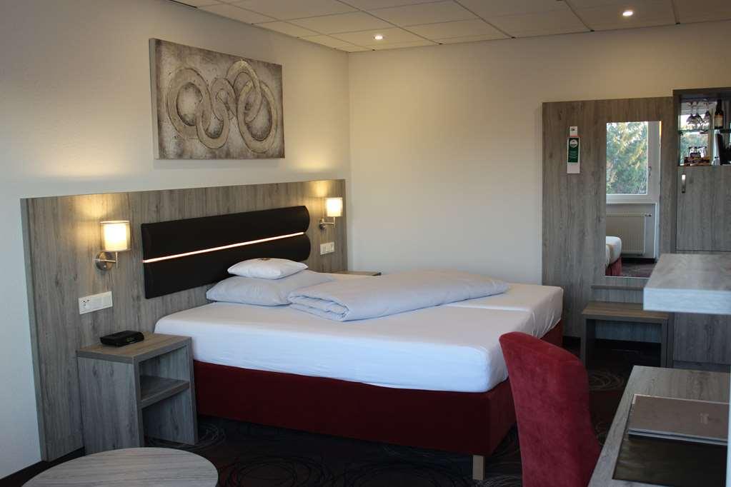 Hotel Engelhorn Leimen  Quarto foto